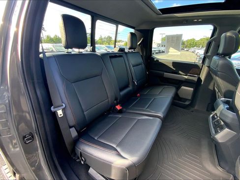 Used 2024 Ford F350 Lariat w/ Lariat Ultimate Package AWD/4WD image 29