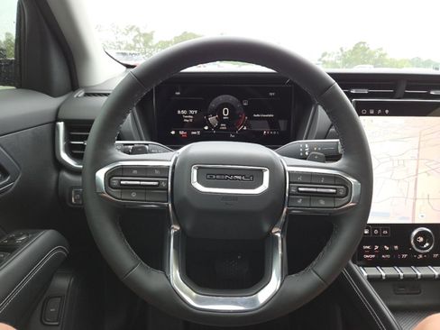 New 2026 GMC Terrain Denali w/ LPO, Floor Liner Package AWD/4WD image 28