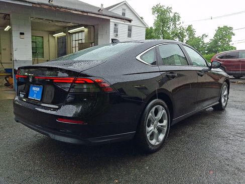 Used 2023 Honda Accord LX image 4