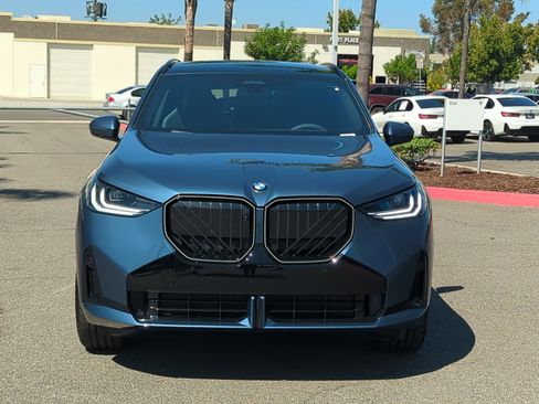 Used 2026 BMW X3 xDrive30 w/ Premium Package image 3