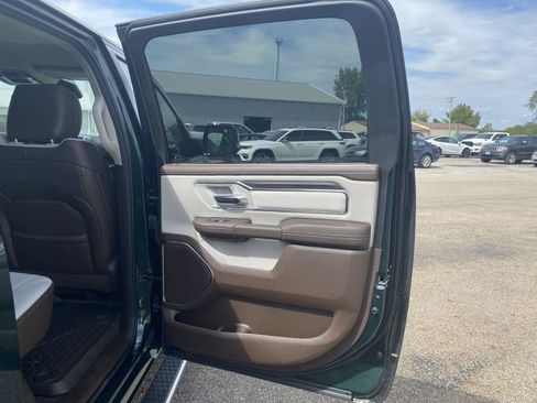 New 2026 RAM 1500 Laramie AWD/4WD image 34