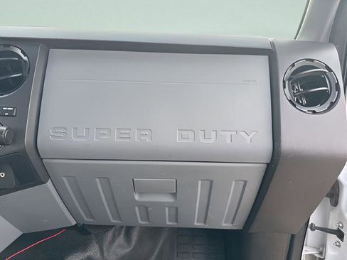 Used 2011 Ford F350 XL w/ Skid Plate Pkg image 24