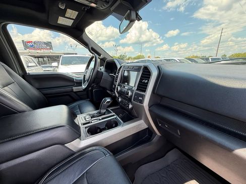 Used 2018 Ford F150 Lariat w/ Equipment Group 502A Luxury AWD/4WD image 25