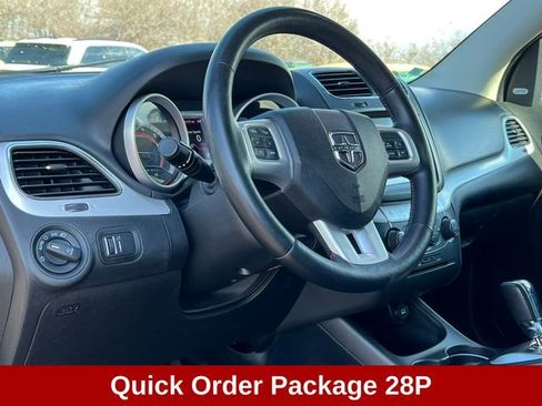 Used 2017 Dodge Journey GT w/ Driver Convenience Group image 2