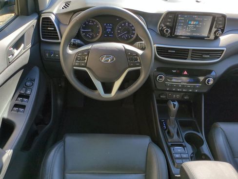 Used 2021 Hyundai Tucson Limited image 16