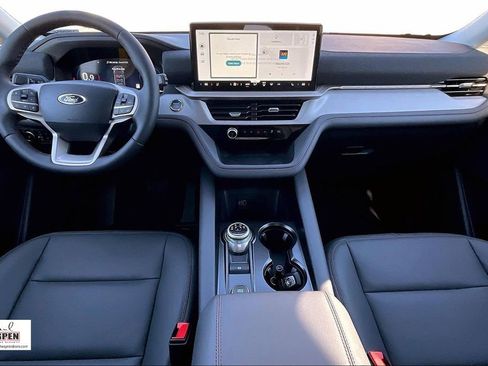 New 2026 Ford Explorer Active w/ Active Comfort Package AWD/4WD image 5