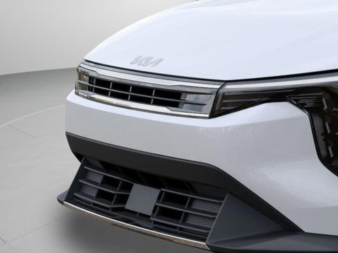 New 2025 Kia K4 EX image 13