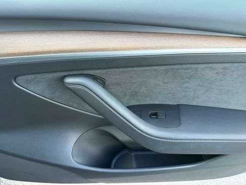 Used 2023 Tesla Model 3 Standard Range RWD image 30