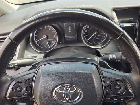 Used 2021 Toyota Camry SE FWD image 21