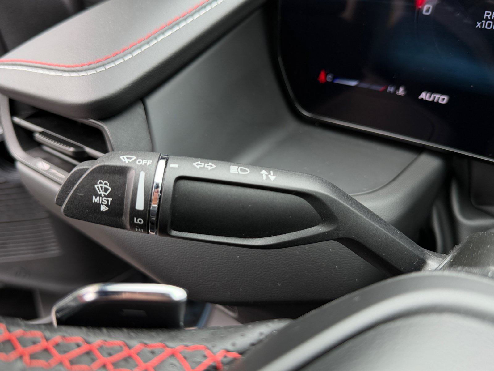 New 2026 Dodge Charger R/T AWD/4WD image 33