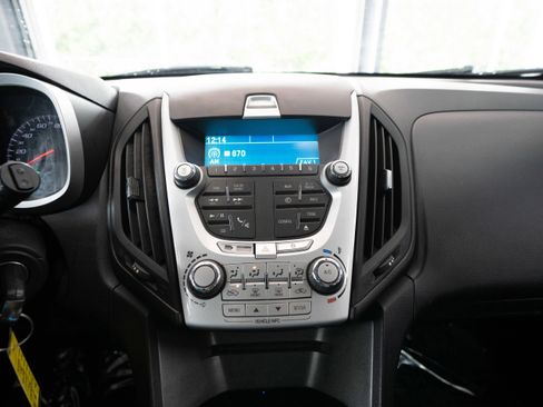 Used 2015 Chevrolet Equinox LS FWD image 17