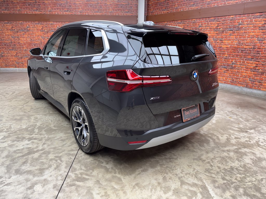 Used 2026 BMW X3 xDrive30i w/ Premium Package AWD/4WD image 2