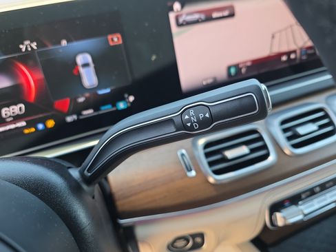 Used 2024 Mercedes-Benz GLE 63 AMG S image 25