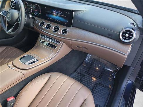 Used 2023 Mercedes-Benz E 450 E 450 image 21