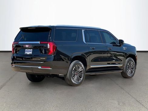 New 2026 GMC Yukon XL Elevation image 4
