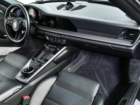 Certified 2020 Porsche 911 Carrera 4S w/ Sport Package AWD/4WD image 22