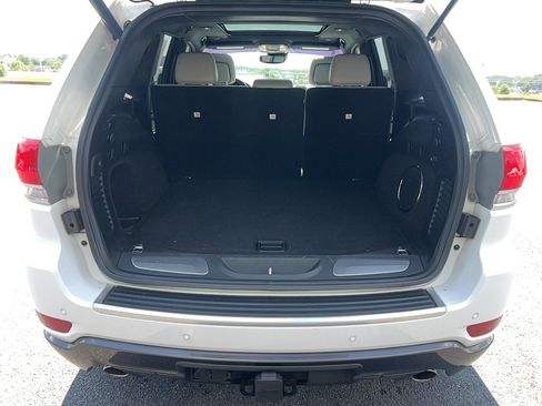 Used 2018 Jeep Grand Cherokee Limited RWD image 28