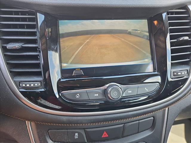 Used 2018 Chevrolet Trax LS FWD image 10