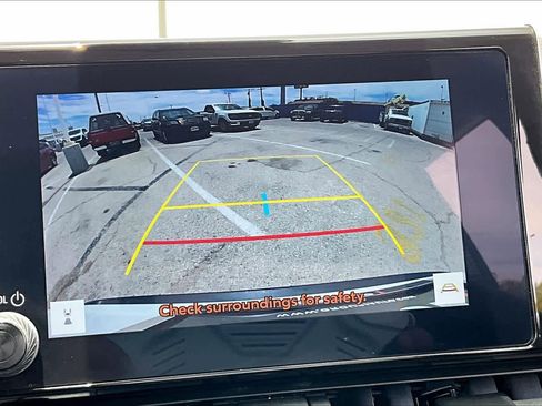 Used 2025 Toyota RAV4 XLE FWD image 25