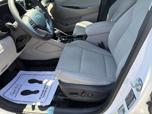 Used 2020 Hyundai Tucson SEL FWD image 28