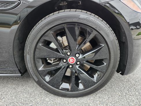 Used 2022 Jaguar XF R-Dynamic SE AWD/4WD image 7
