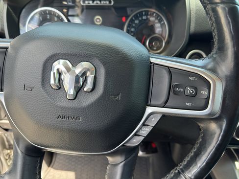 Used 2019 RAM 1500 Big Horn AWD/4WD image 17