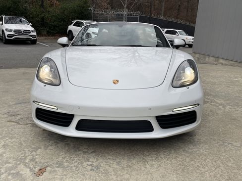 Used 2017 Porsche 718 Boxster S image 5
