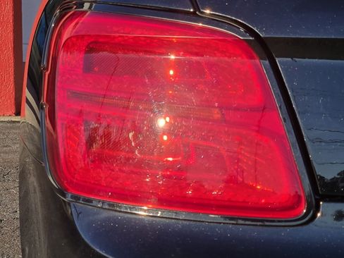 Used 2020 Bentley Flying Spur W12 image 21