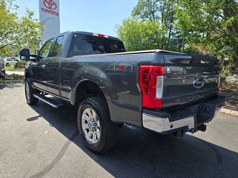 Used 2017 Ford F250 Lariat w/ Chrome Package AWD/4WD image 5