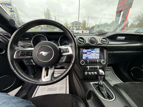 Used 2019 Ford Mustang GT Premium w/ Black Accent Package RWD image 7