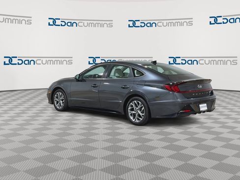 Used 2023 Hyundai Sonata SEL w/ Preferred Accessory Package FWD image 6