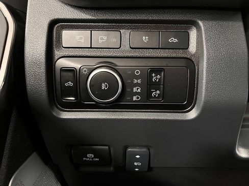 Used 2024 Ford F250 Platinum AWD/4WD image 32