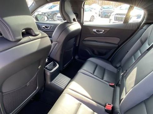 Used 2025 Volvo S60 T8 Ultra AWD/4WD image 29