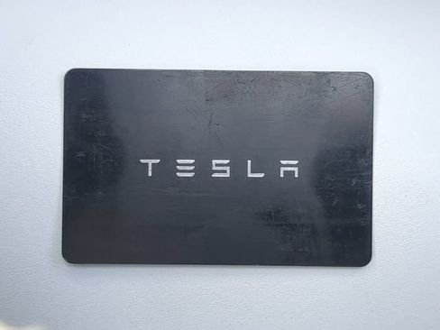 Used 2023 Tesla Model Y Long Range AWD/4WD image 34