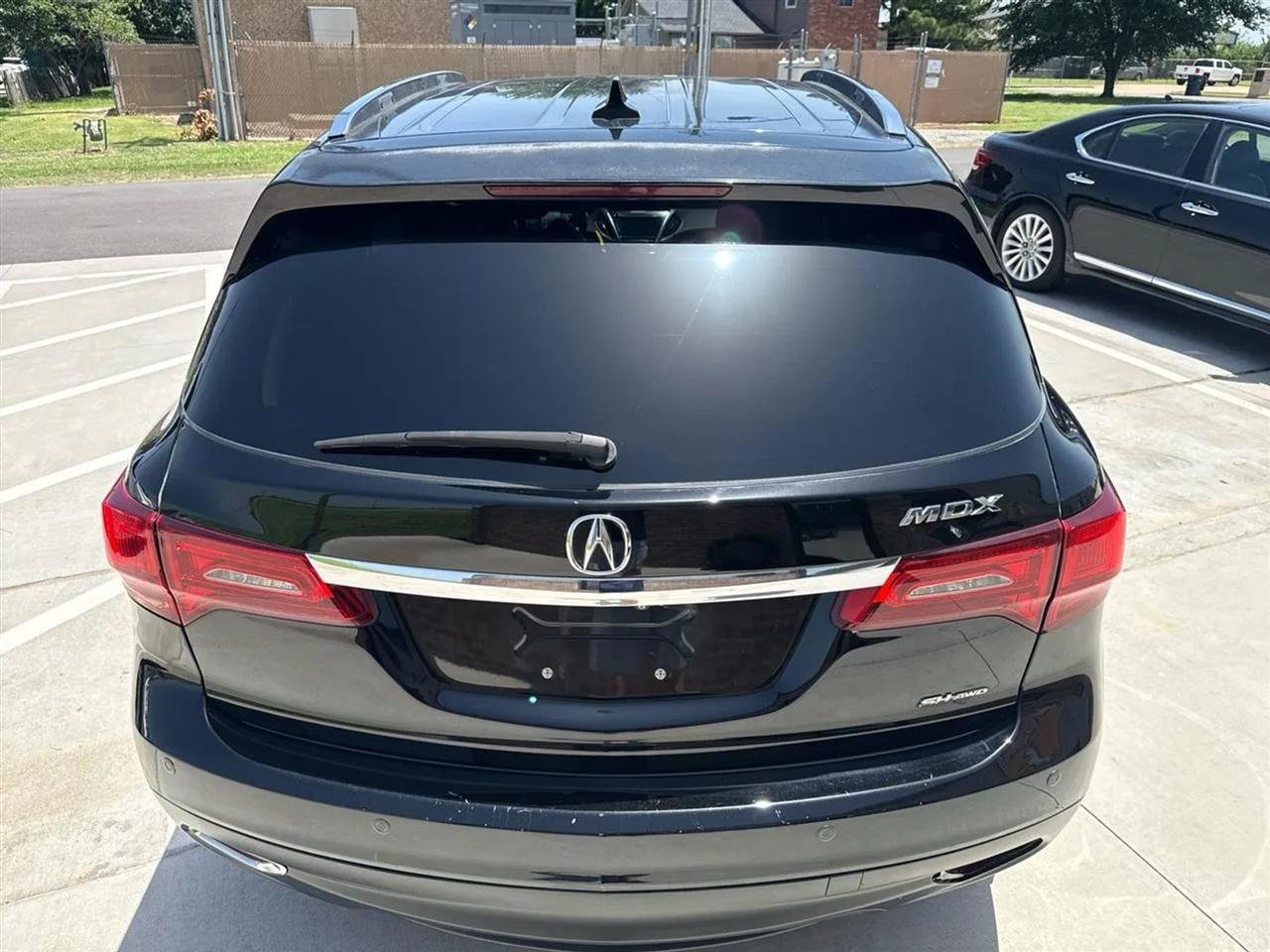 Used 2016 Acura MDX SH-AWD image 11
