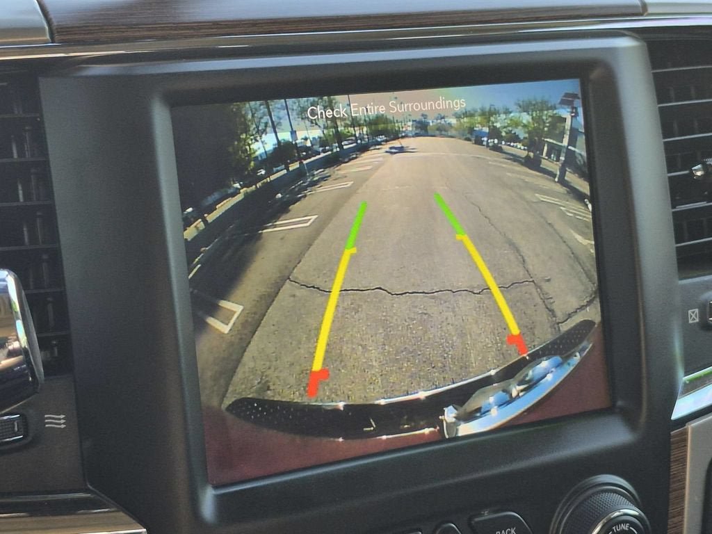 Used 2018 RAM 2500 Laramie RWD image 17