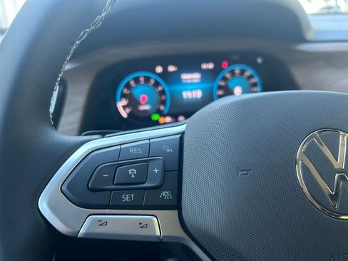 New 2026 Volkswagen Atlas SE image 16