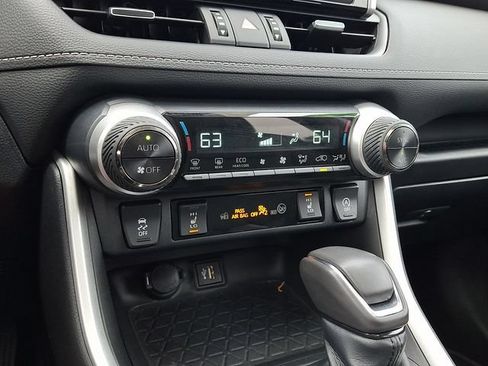 Certified 2023 Toyota RAV4 XLE Premium AWD/4WD image 16