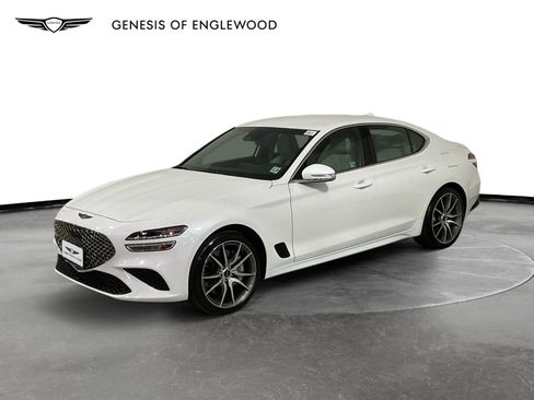 Used 2025 Genesis G70 2.5T image 1