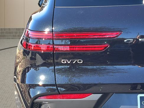 Certified 2026 Genesis GV70 2.5T Advanced image 45