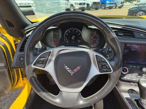 Used 2014 Chevrolet Corvette Stingray Convertible w/ 2LT Preferred Equipment Group RWD image 12