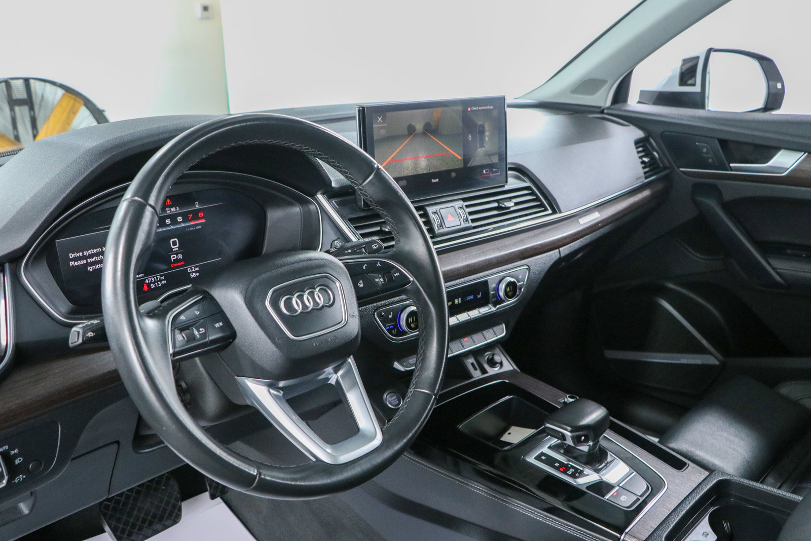 Used 2023 Audi Q5 2.0T Premium Plus w/ Premium Plus Package AWD/4WD image 23