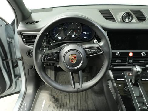 New 2024 Porsche Macan image 13