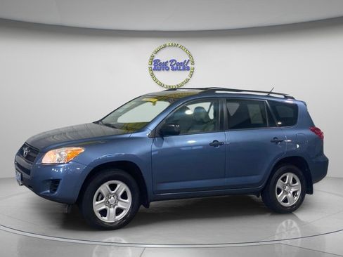 Used 2012 Toyota RAV4 4WD w/ Value Pkg image 2