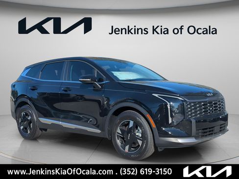 New 2026 Kia Sportage LX image 1