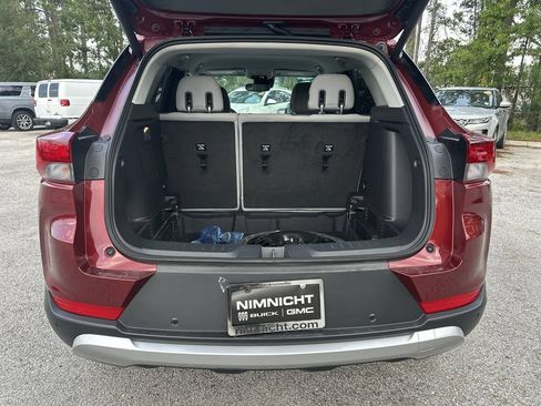 Certified 2025 Chevrolet TrailBlazer LT w/ Convenience Package FWD image 25