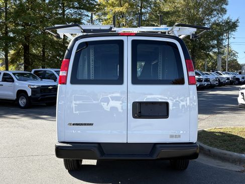 New 2025 Chevrolet Express 2500 w/ Driver Convenience Package image 4