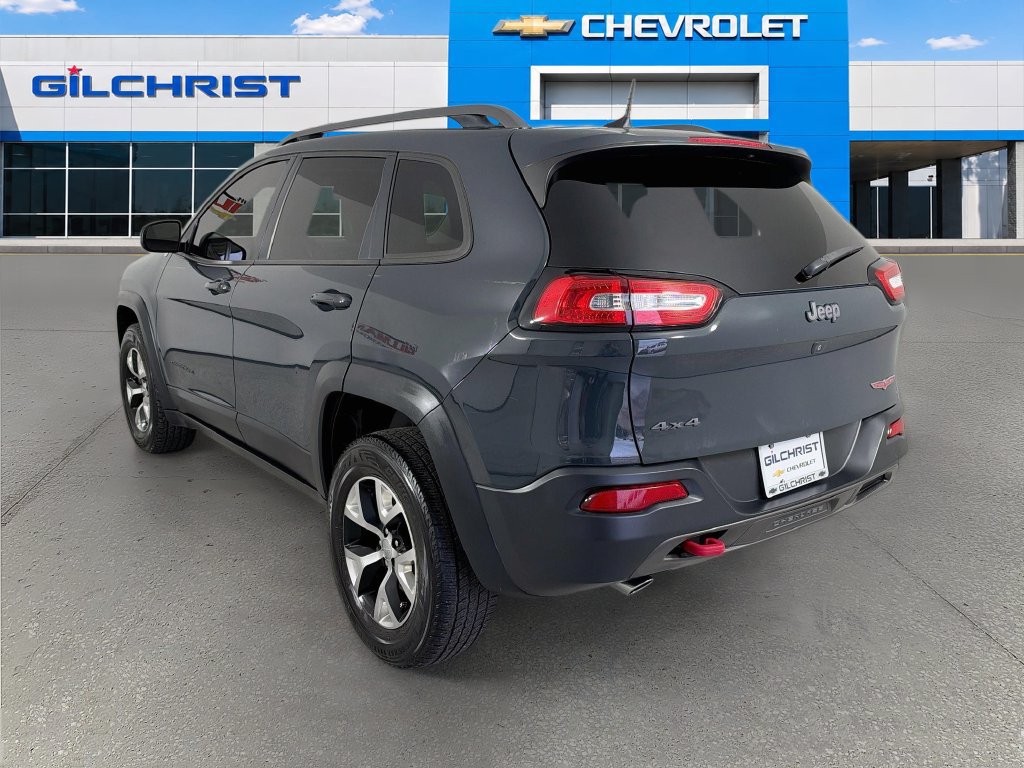 Used 2017 Jeep Cherokee Trailhawk AWD/4WD image 6