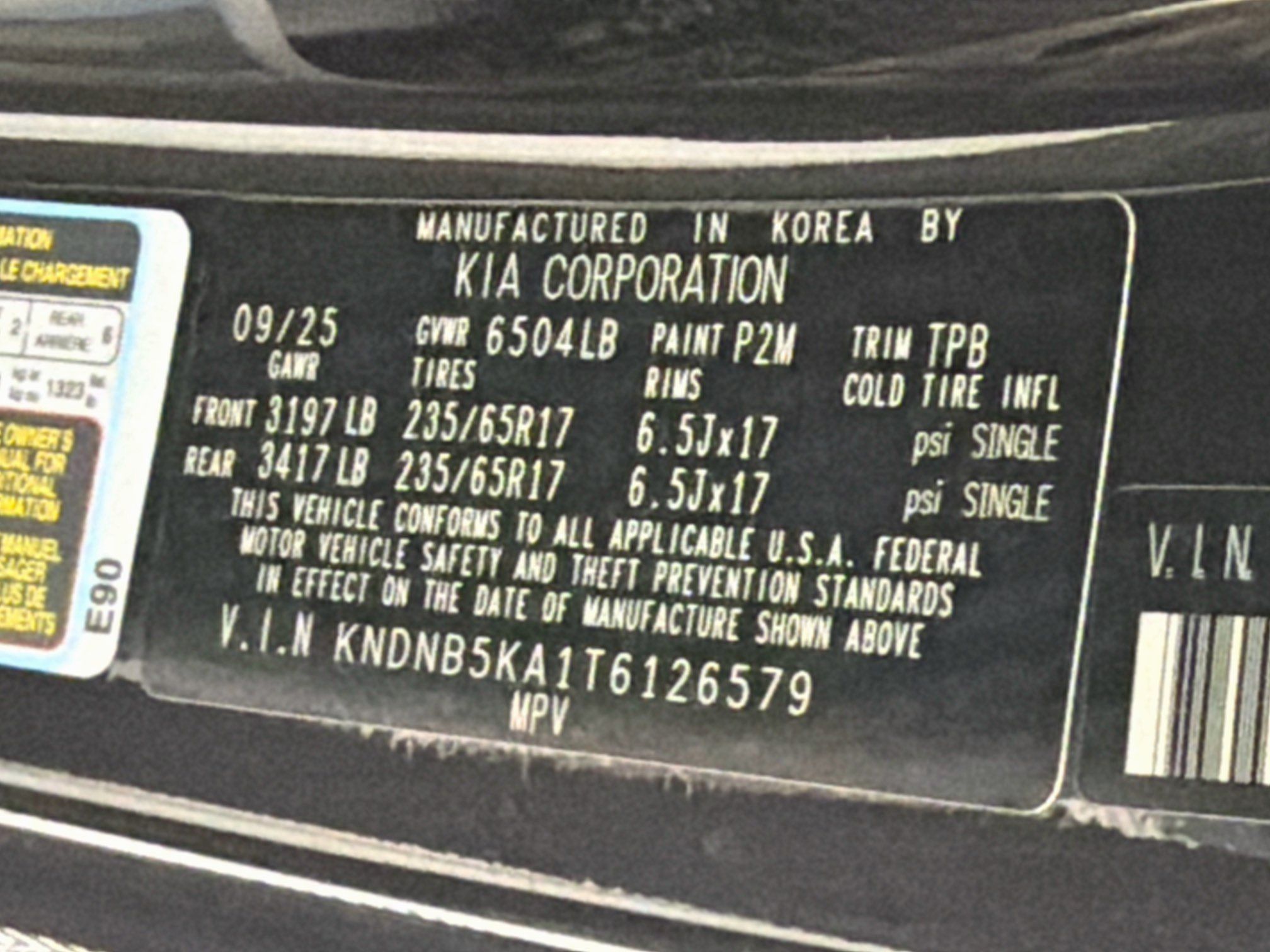 Used 2026 Kia Carnival LXS FWD image 12