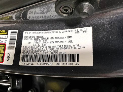 Certified 2022 Toyota Tacoma TRD Sport w/ Technology Package image 33